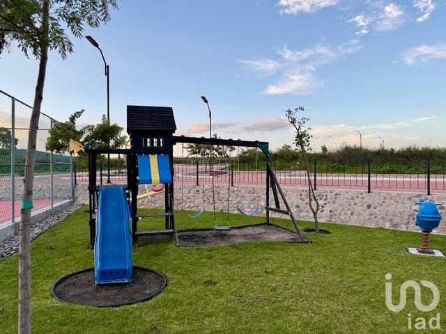 Terreno en Venta Ciudad Maderas Corregidora Qro 198 m² $970 mil | Infonavit y Bancario