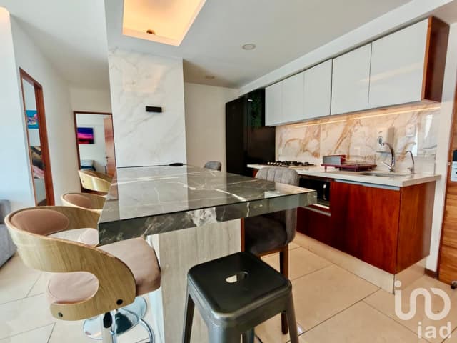 Departamento en Venta, 2 recamaras y balcón en Col. Escandón