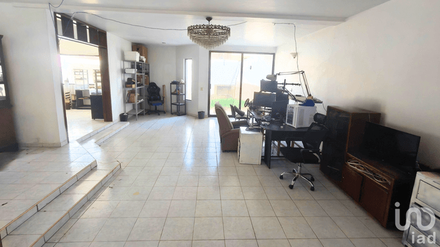 Casa en venta en el Palomar Zona Jockey