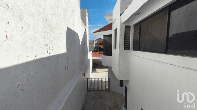 Casa en venta en el Palomar Zona Jockey
