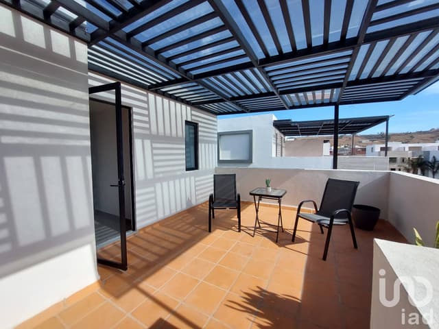 CASA EN VENTA LOMAS DE ANGELOPOLIS III CON PISCINA Y CASA CLUB