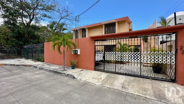 CASA EN VENTA SM 2A