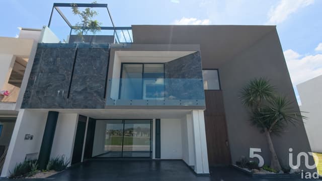 CASA EN VENTA PARQUE VOLCANES, LOMAS DE ANGELOPOLIS, SAN ANDRES CHOLULA