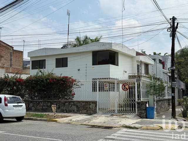CASA EN VENTA LOMAS ALTAS