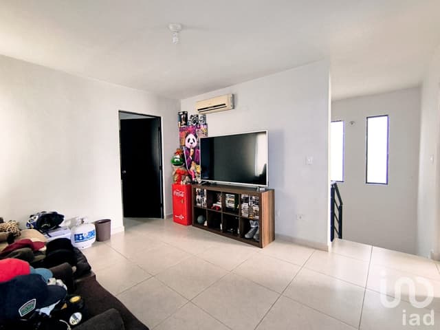 Venta Casa en esquina con Terreno excedente en Toscana Residencial, Dominio Cumbres