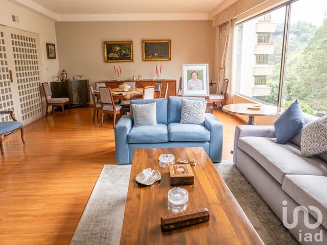 Espectacular departamento con excelente ubicación en Bosques de las Lomas !!