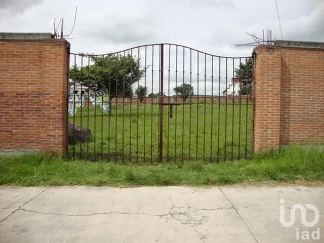 Terreno en venta y renta en Almoloya de Juárez bardeado