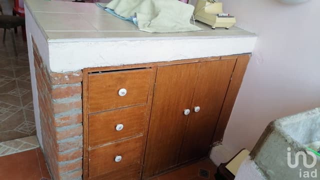 Vendo amplia casa en Chimalhuacan con 3 niveles