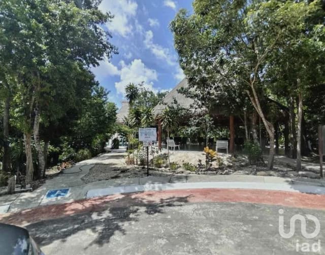TERRENO EN VENTA DE 164 M² EN FRACCIONAMIENTO ALDEA HA