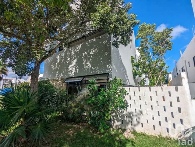 CASA EN VENTA EN ARBOLADA, CANCÚN