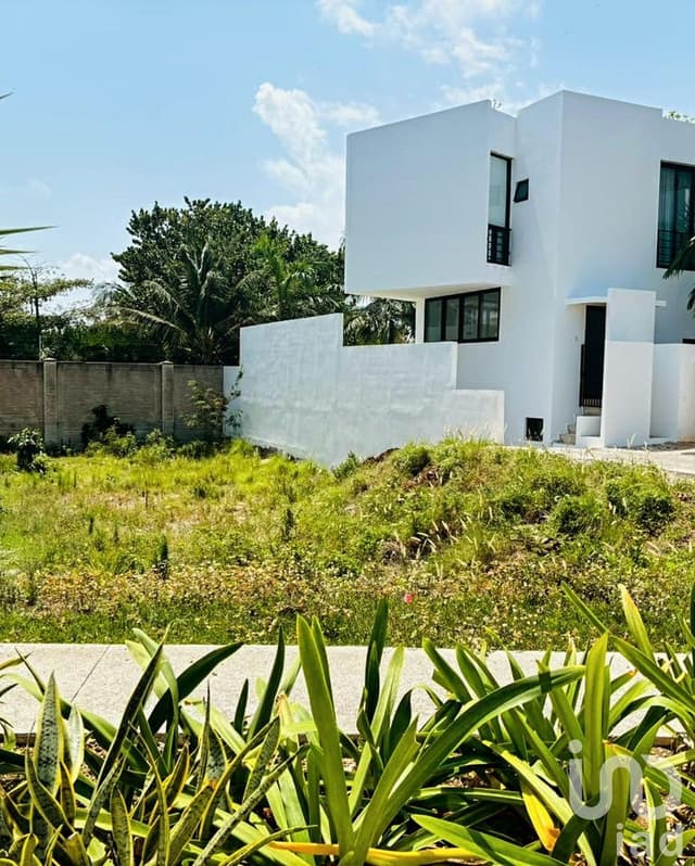 VENTA DE TERRENO EN LA LAGUNA 1