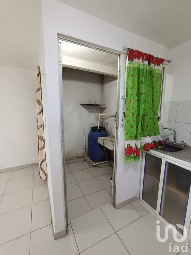 CASA EN VENTA EN VILLAS DE ECATEPEC, ECATEPEC DE MORELOS, A 5 MINUTOS DE BODEGA AURRERA PALOMAS