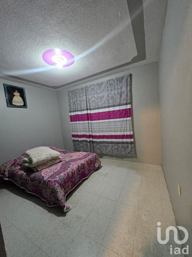 CASA EN VENTA EN BOSQUES DE SAYLA, JARDINES DE MORELOS, ECATEPEC DE MORELOS