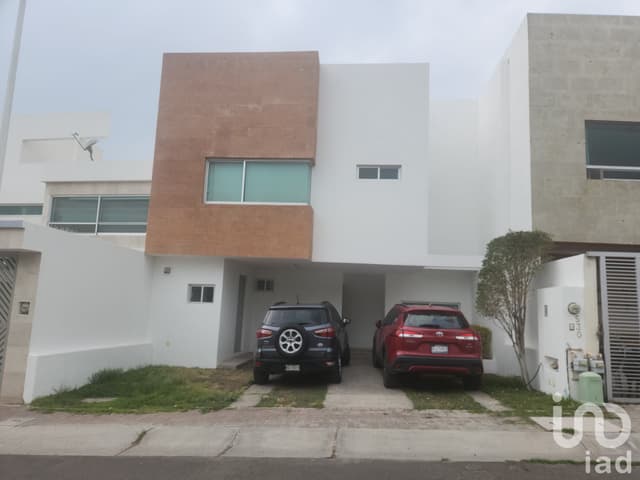 RENTO PRECIOSA CASA SOLA EL REFUGIO, QUERETARO