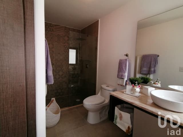 Casa en Venta San Miguel de Allende. Zirandaro Recámara en planta baja