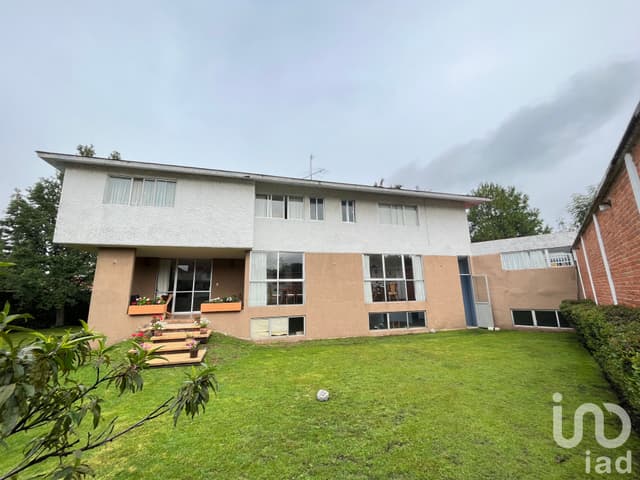 Se vende casa en Bosques de la Herradura en Privada ,cerca de Bosque de Minas