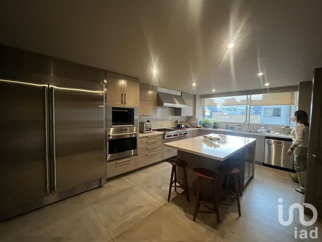 Se vende precioso departamento remodelado en Polanco