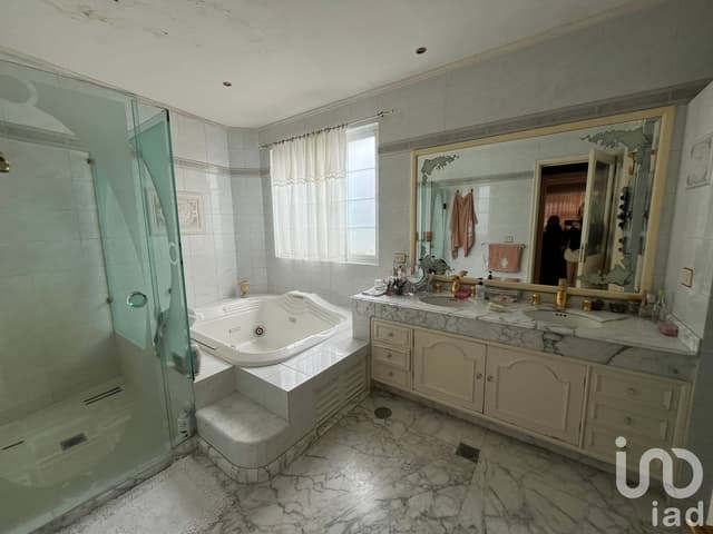 Se vende hermosa casa en Sierra Vertientes en las Lomas de Chapultepec