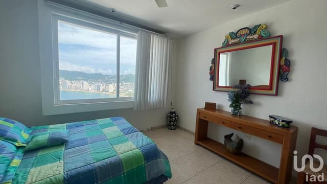 Se vende departamento en las Brisas Diamante con vista panorámica a la Bahia Acapulco