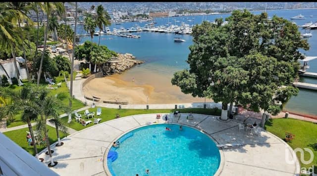 Se vende departamento con vista a la Bahía en los Cocos Acapulco