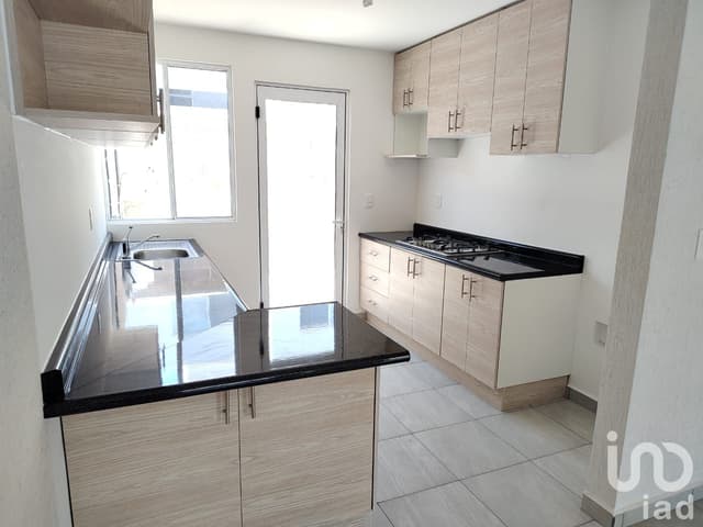 CASA EN RENTA EN CD MARQUES - CONDOMINIO KARAN - QUERETARO