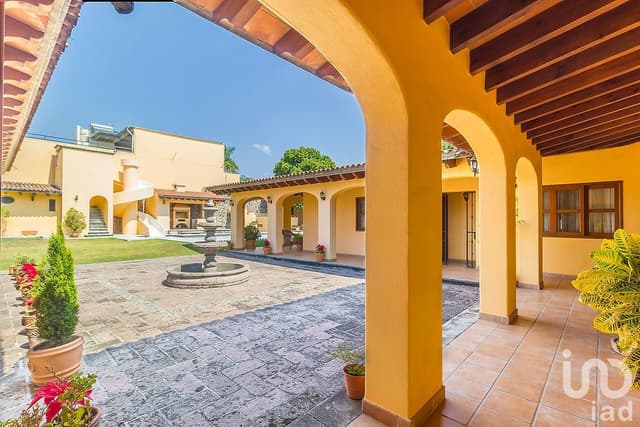Casa de un nivel estilo hacienda en Cuernavaca