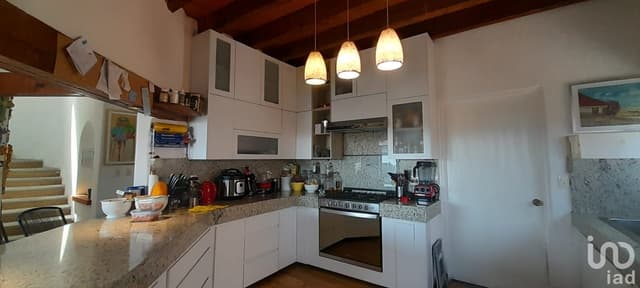 Casa en Cuernavaca dentro de fraccionamiento con vista panorámica