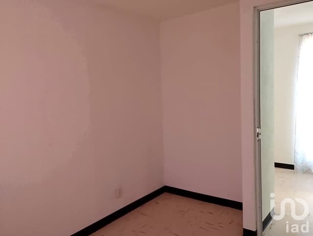 VENDO CASA EN PASEOS DEL LAGO, ZUMPANGO, ESTADO DE MÉXICO