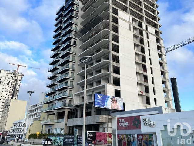 Se vende Departamento tipo C en Torre frente al Malecón de Mazatlán, Sinaloa