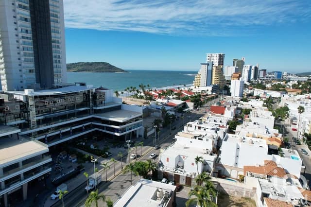 Se vende Departamento tipo F en exclusiva torre en Las Gaviotas, Mazatlán, Sinaloa.