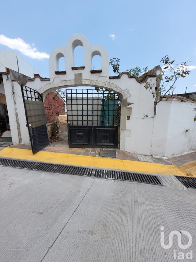Terreno en venta en privada con vigilancia en Lomas de Tecamachalco, Huixquilucan