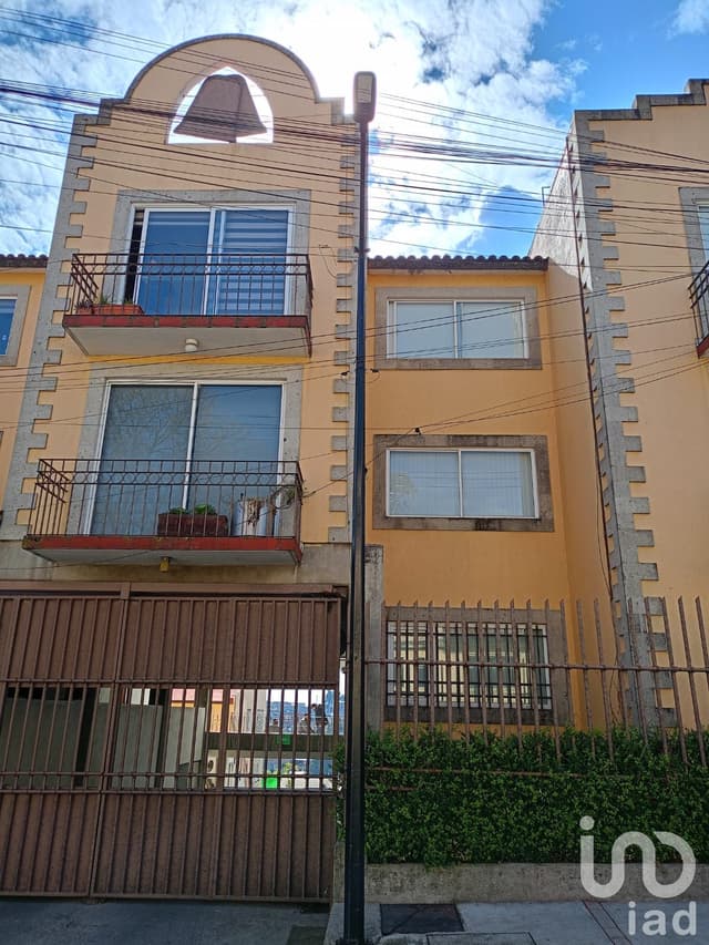 Departamento en Venta cerca de Santa Fe en Lomas de Memetla, Cuajimalpa
