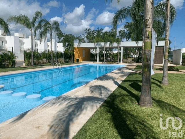 VENTA DE CASA DE 3 RECÁMARAS MAS ESTUDIO EN JARDINES DEL SUR 3, CANCÚN QUINTANA ROO