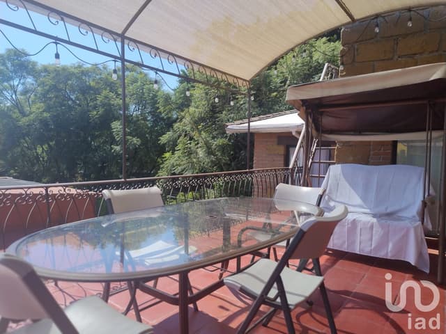 Casa en venta en Cuernavaca, Morelos, en condominio con vigilancia