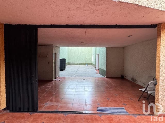 CASA EN VENTA EN CALLE 5 DE MAYO IZTAPALAPA