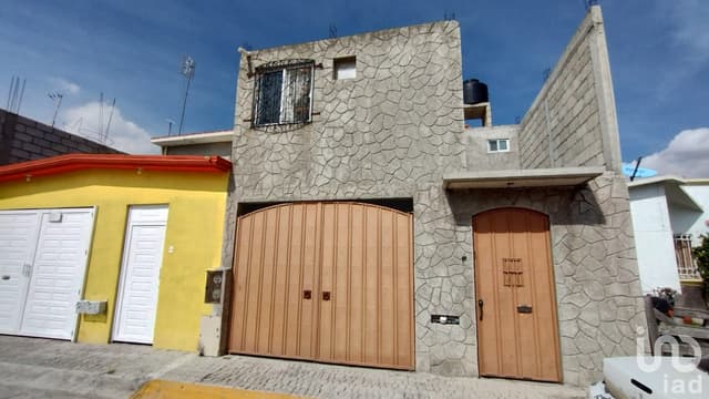 CASA EN VENTA EN FRACCIONAMIENTO DON CARLOS 1 TIZAYUCA HIDALGO