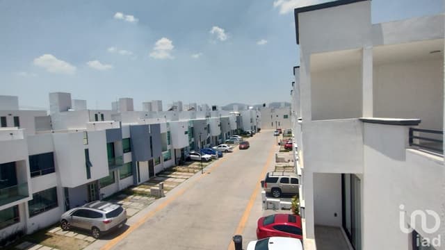CASA EN VENTA EN FRACCIONAMIENTO PRIVADO OASIS,COLONIA SAN ANTONIO,PACHUCA,HGO.
