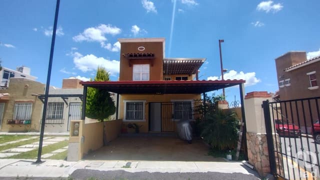 CASA EN VENTA EN REAL TOLEDO,PACHUCA,HGO.
