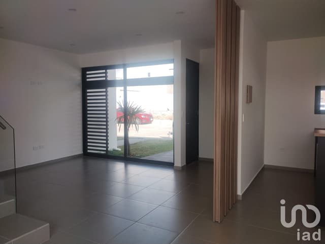 CASA EN VENTA EN PRIVADA RESIDENCIAL,PACHUQUILLA,MINERAL DE LA REFORMA,HGO.