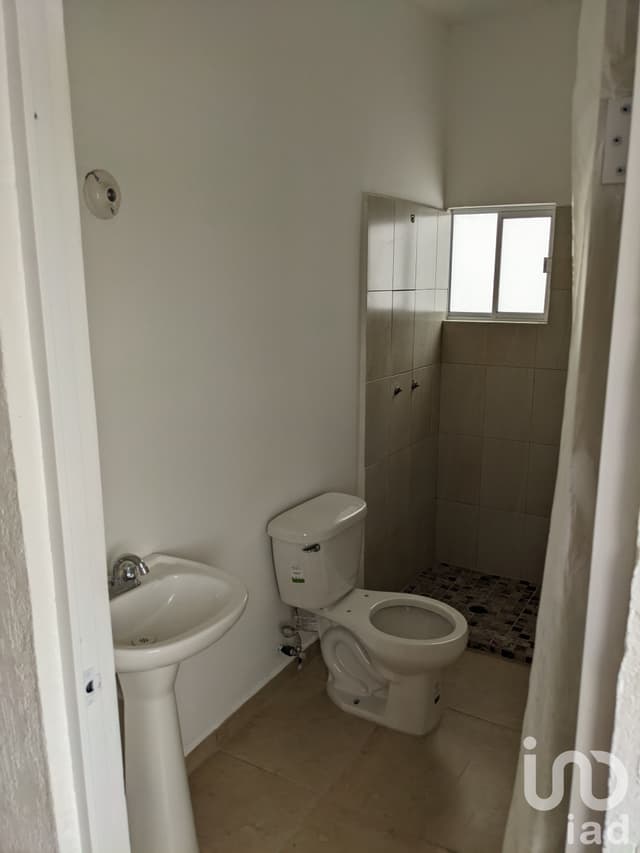 CASA EN VENTA EN AV. LAS TORRES CD. JUAREZ MOD. ALBERTA