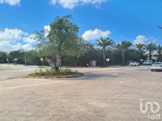 TERRENO EN VENTA EN PASEO COUNTRY CLUB MERIDA YUCATAN