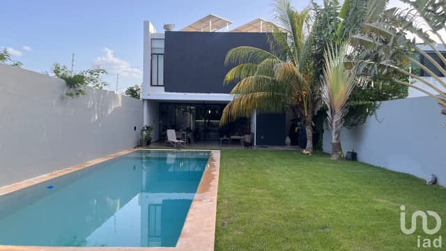 CASA EN VENTA A LA ENTRADA DE CONKAL MERIDA YUCATÁN