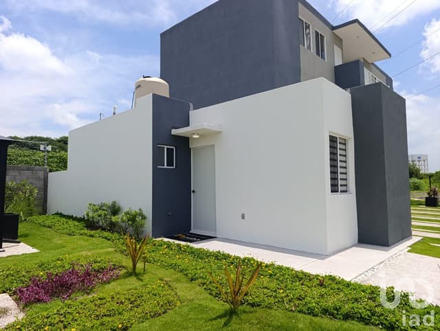 CASA EN VENTA EN TEJERIA VERACRUZ DE UN NIVEL