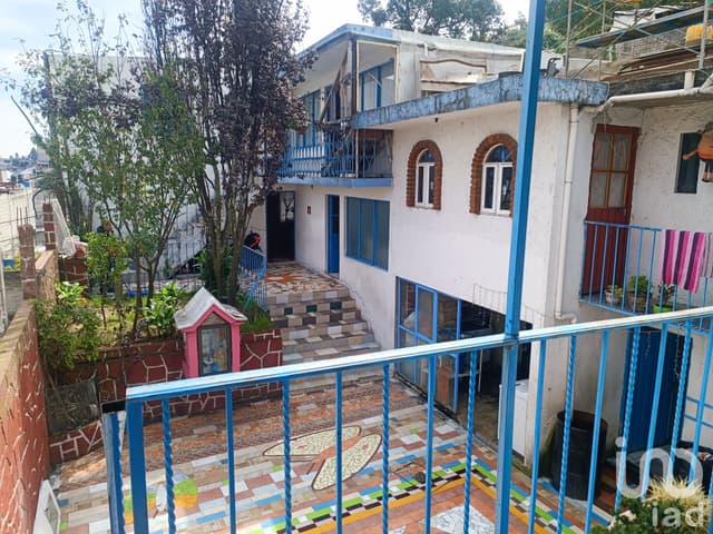 Se Vende Casa en calle Olmos, Bosques de Padierna, Alcaldía Tlalpan, cdmx.