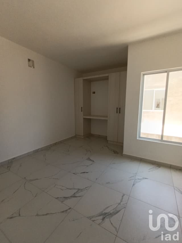 CASA EN VENTA DE 3 RECAMARAS AL SUR DE CANCÚN, Q. ROO.