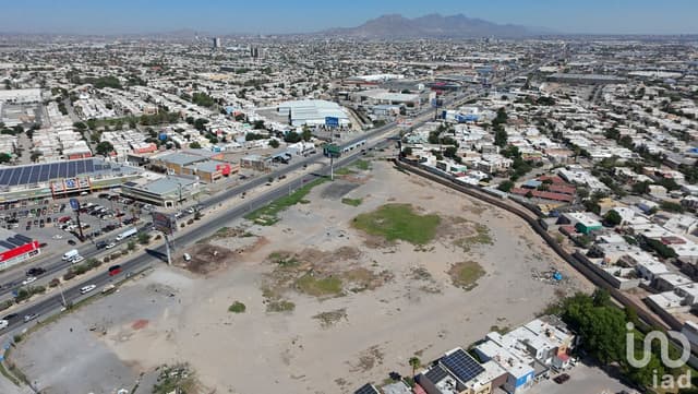 Se vende Terreno en Avenida Tecnológico en Ciudad Juárez