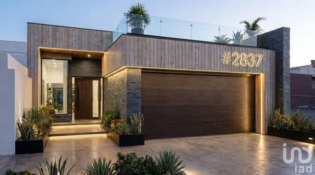 Casa Nueva de 1 Planta Ubicada por Av. de las Americas cerca de Puente Libre