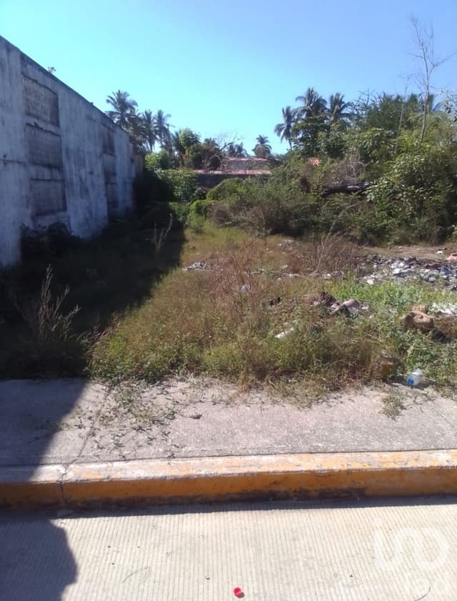 Venta de terreno 800 M2 en Acapulco a 5 min de la playa