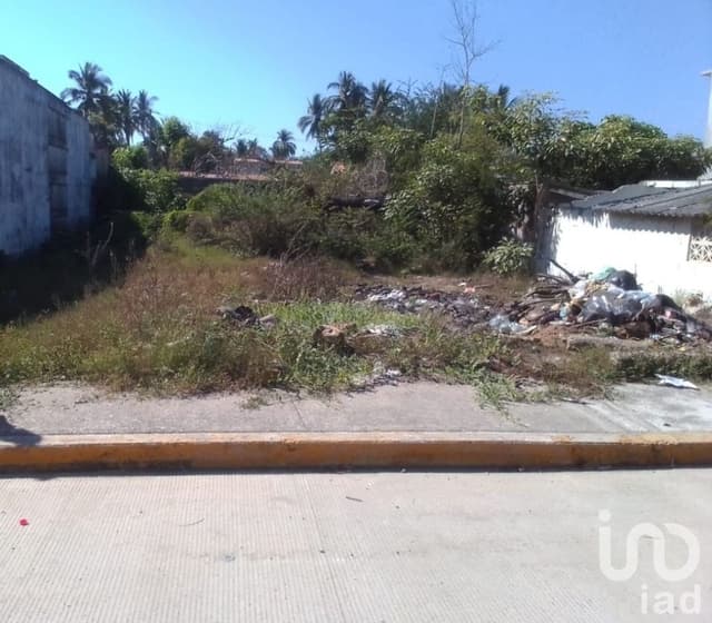 Venta de terreno de 400 M2 en Acapulco a 5 min de la playa