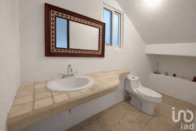 CASA EN VENTA EN CONDOMINIO, LOMAS DE ATZINGO, NORTE DE CUERNAVACA, MORELOS